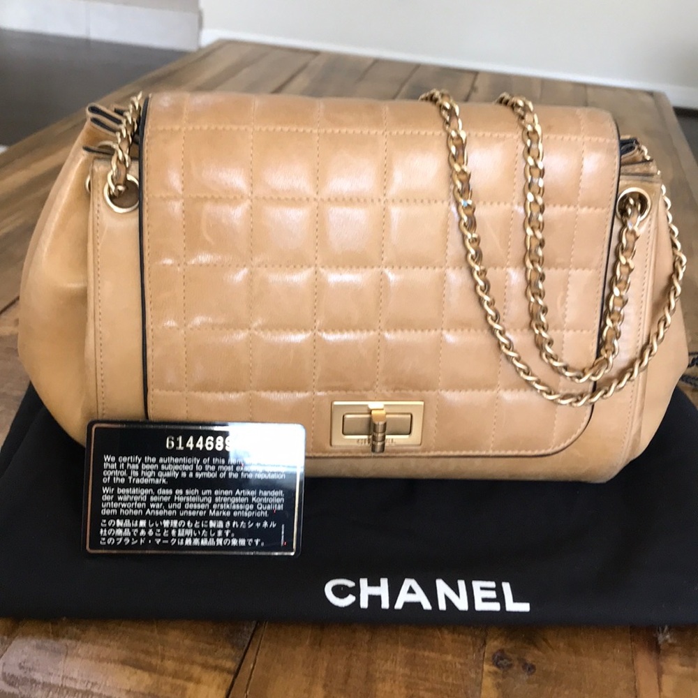 Sold>CHANEL Distressed Lambskin Flap Shoulder/cr